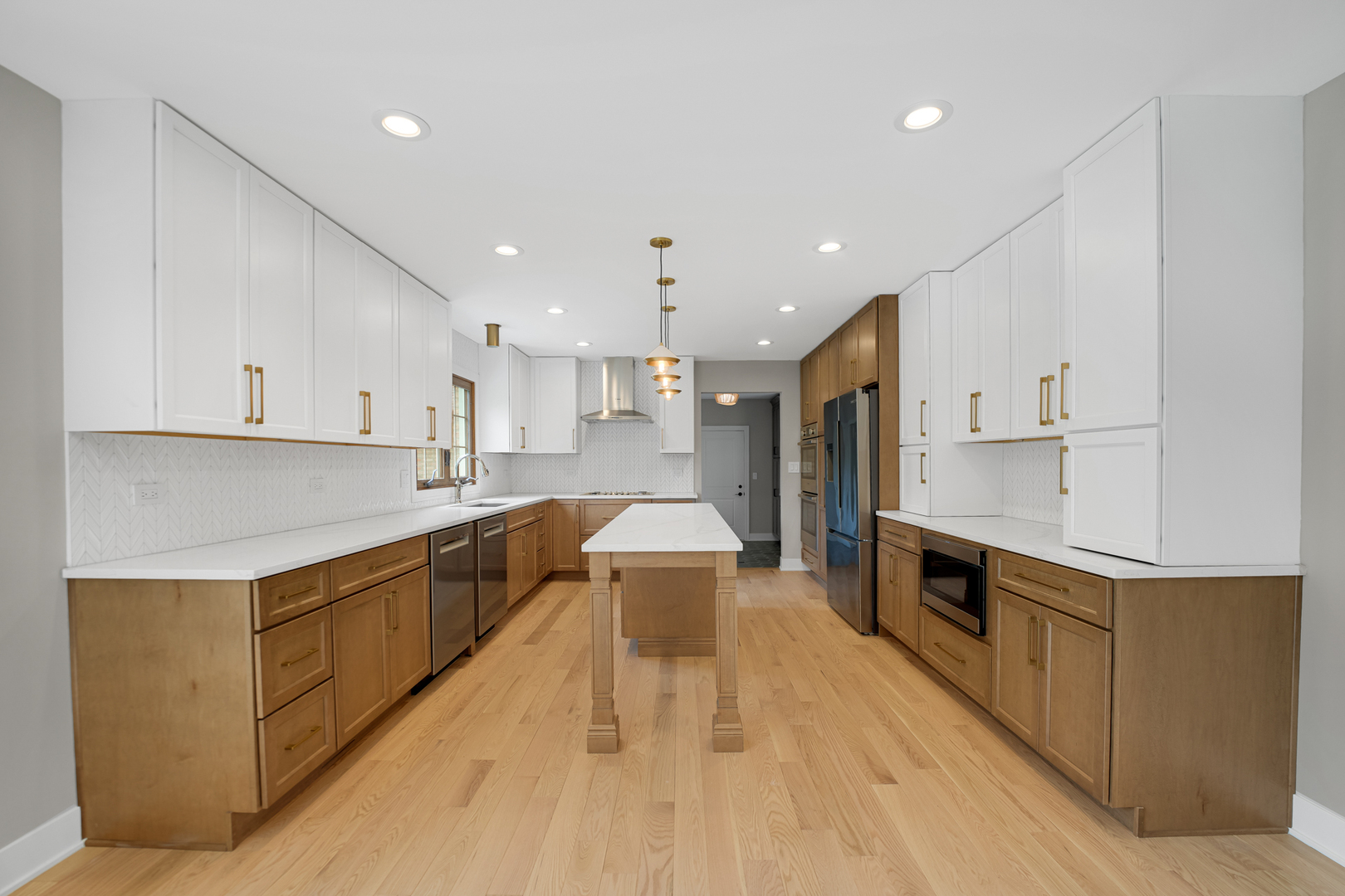 12023 Mackinac Road Homer Glen, IL 60491 - Photo 9 of 51