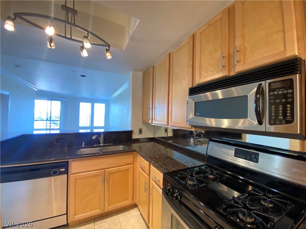 270 East Flamingo Road, Unit 215 Las Vegas, NV 89169 - Photo 8 of 35