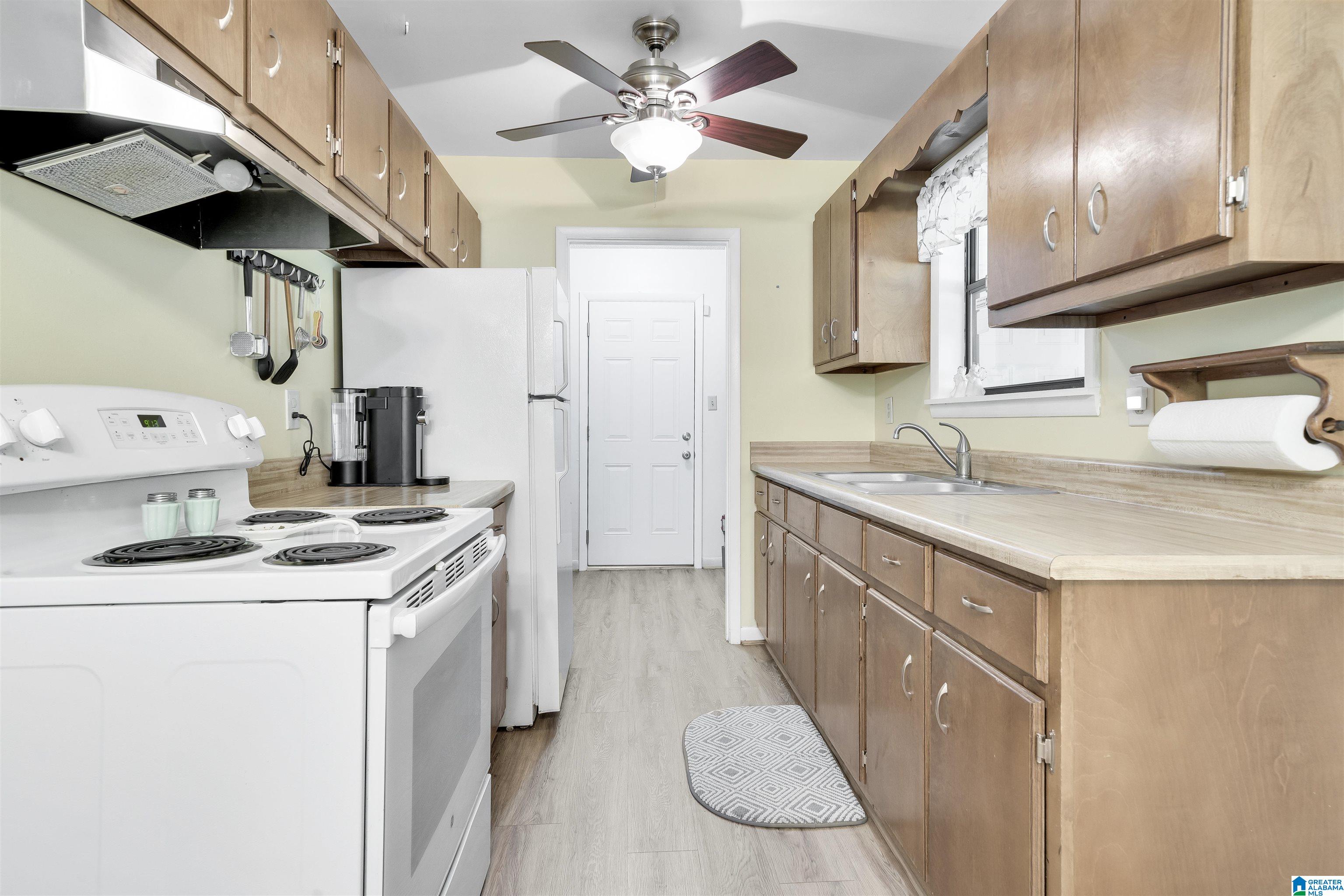 810 Stemley Road Talladega, AL 35160 - Photo 7 of 47