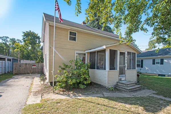 $158,900 | 1408 Silverbrook Avenue, Niles, MI 49120
