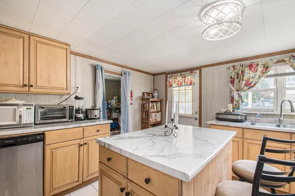 $158,900 | 1408 Silverbrook Avenue, Niles, MI 49120