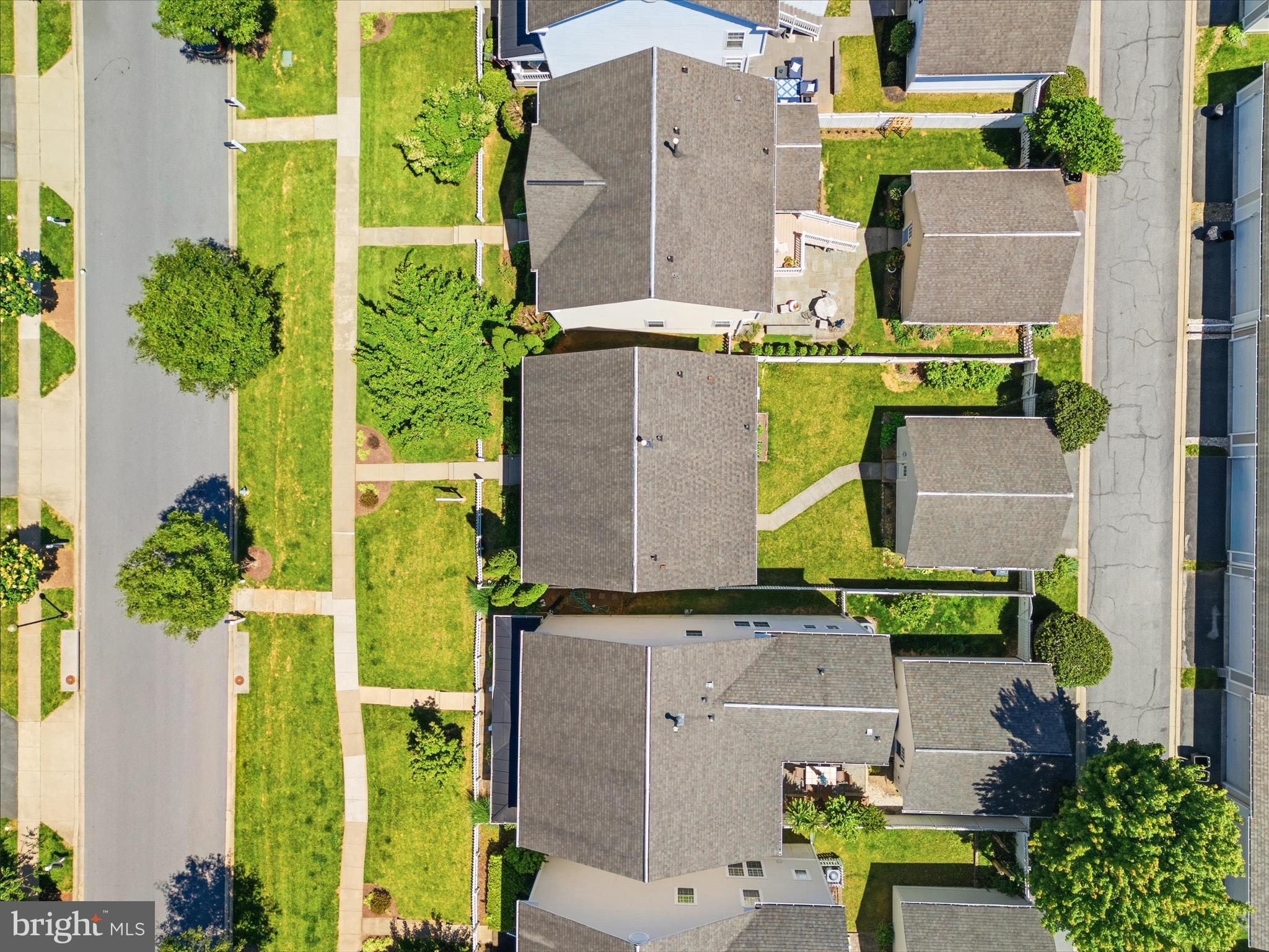 9009 Bealls Farm Road Frederick, MD 21704 - Photo 35 of 41 an aerial view of a house with a yard pool outdoor seating