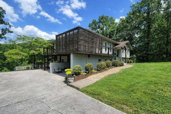 $799,000 | 206 Blue Mountain Parkway, Rocky Face, GA 30740