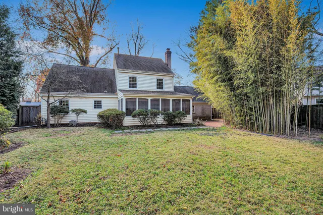 $929,000 | 8617 Atwell Road, Potomac, MD 20854