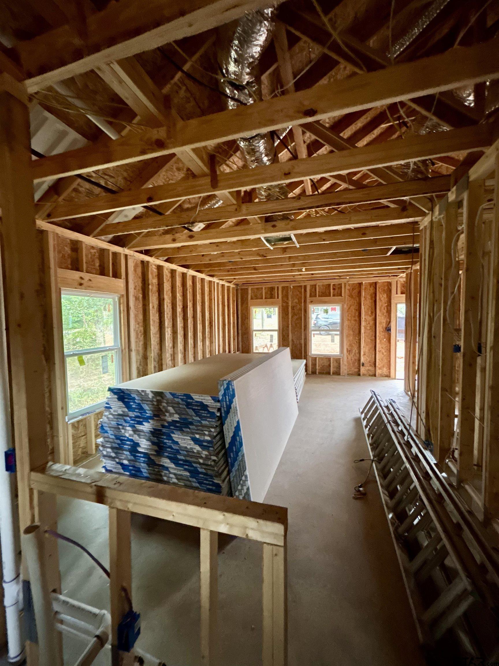 614 Oak Street Longview, TX 75605 - Photo 6 of 10 a roof deck with wooden floor