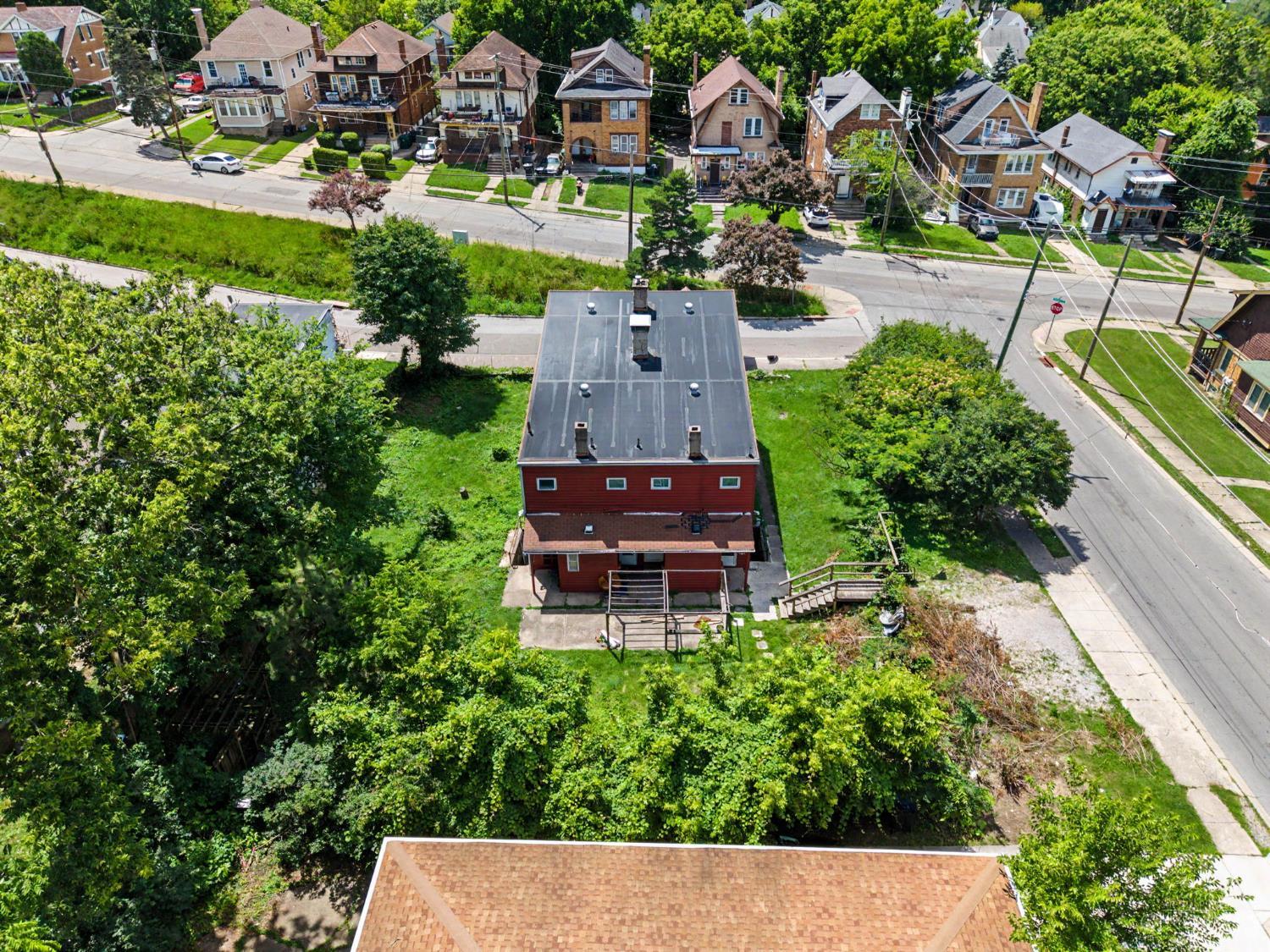 1246 Quebec Road Cincinnati, OH 45205 - Photo 31 of 40
