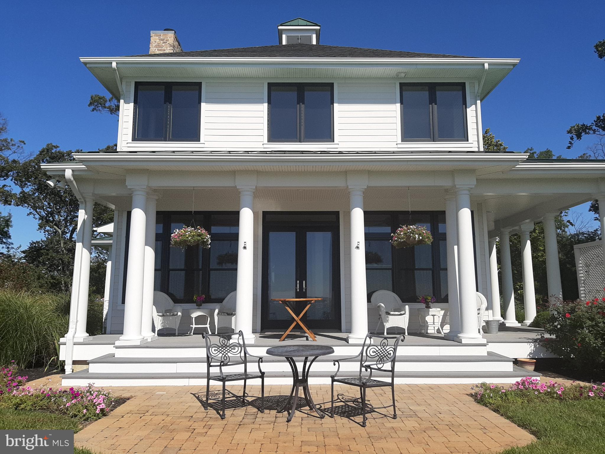 1409 Sharps Point Road Annapolis, MD 21409 - Photo 3 of 80 Bright White Columns