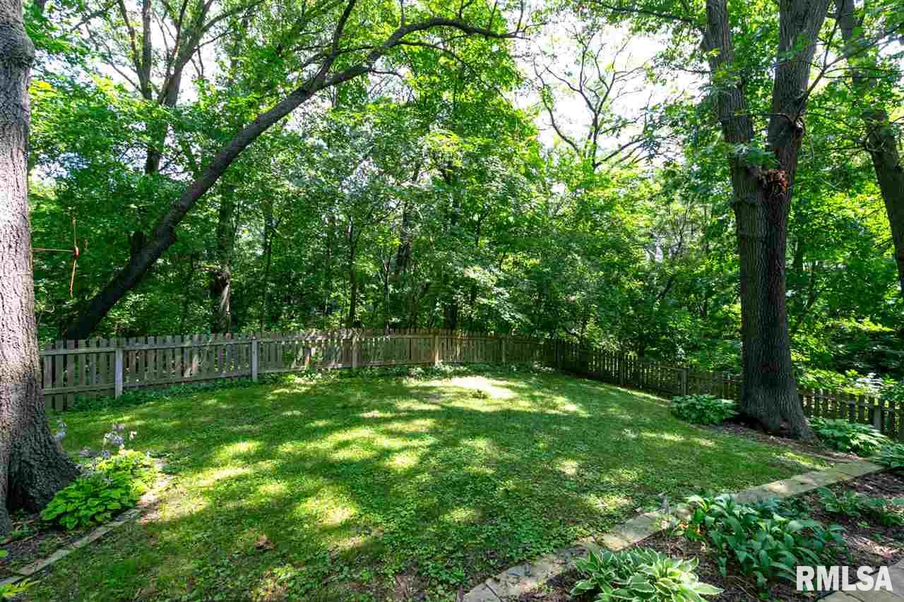 2209 Forest Road Davenport, IA 52803 - Photo 29 of 36 Gallery Image 29