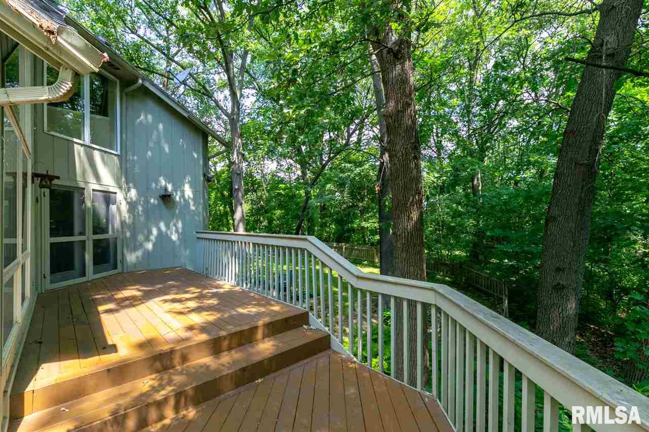 2209 Forest Road Davenport, IA 52803 - Photo 33 of 36 Gallery Image 33