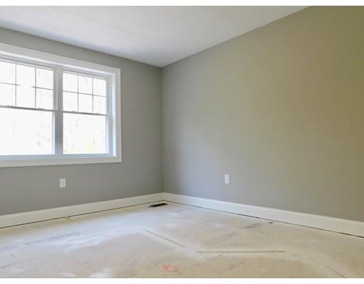 22 Bear Hill Road Reading, MA 01867 - Photo 13 of 29 Gallery Image 13