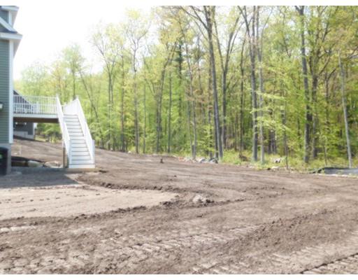 22 Bear Hill Road Reading, MA 01867 - Photo 26 of 29 Gallery Image 26