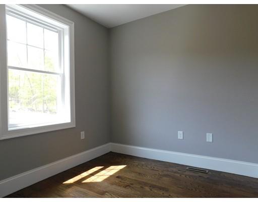 22 Bear Hill Road Reading, MA 01867 - Photo 9 of 29 Gallery Image 9