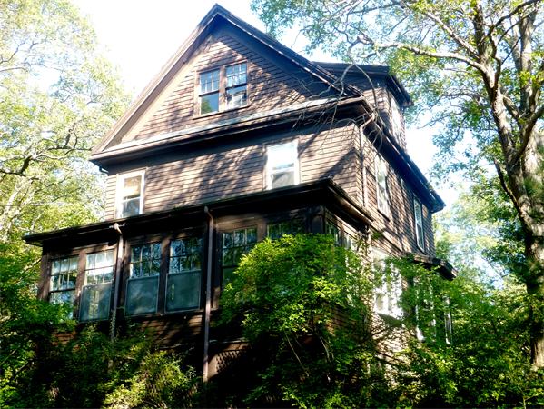 35 Mountwood Road Swampscott, MA 01907 - Photo 1 of 14 Gallery Image 1