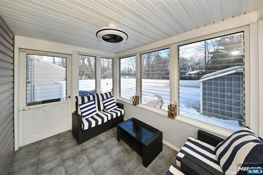 262 Spring Valley Avenue Hackensack, NJ 07601 - Photo 12 of 28