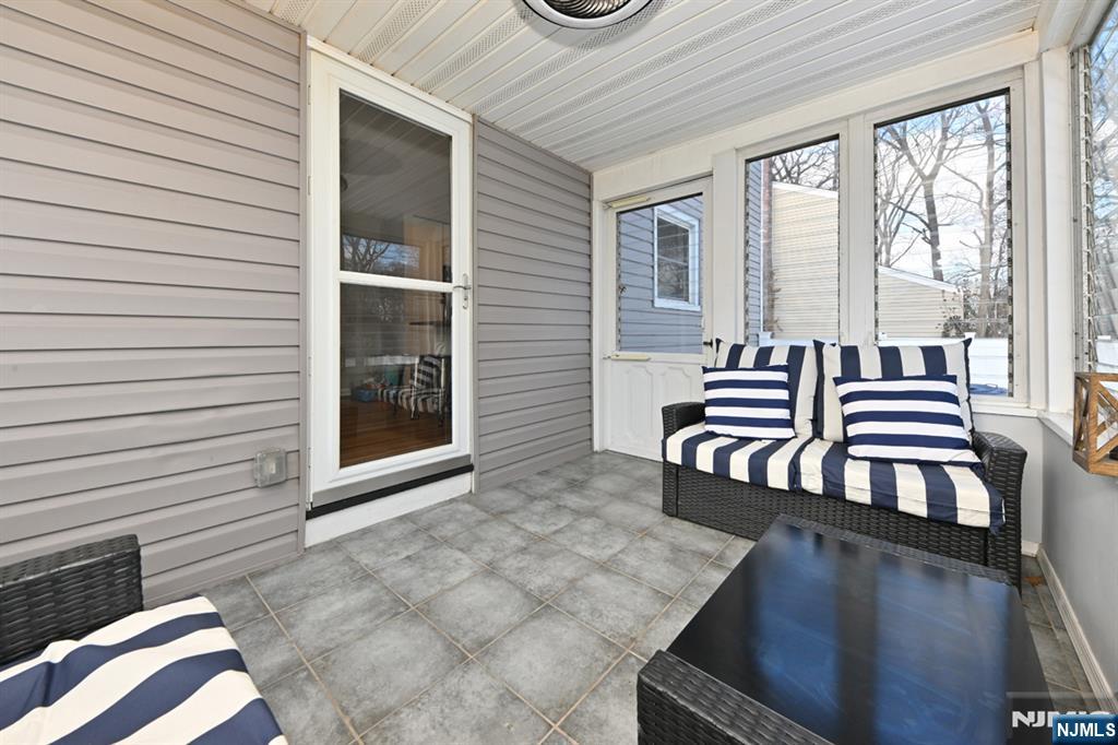 262 Spring Valley Avenue Hackensack, NJ 07601 - Photo 13 of 28