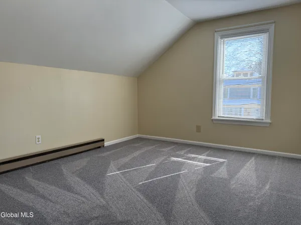 $1,500 | 30 Lexington Avenue, Unit 2, Glens Falls, NY 12801