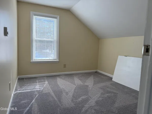 $1,500 | 30 Lexington Avenue, Unit 2, Glens Falls, NY 12801