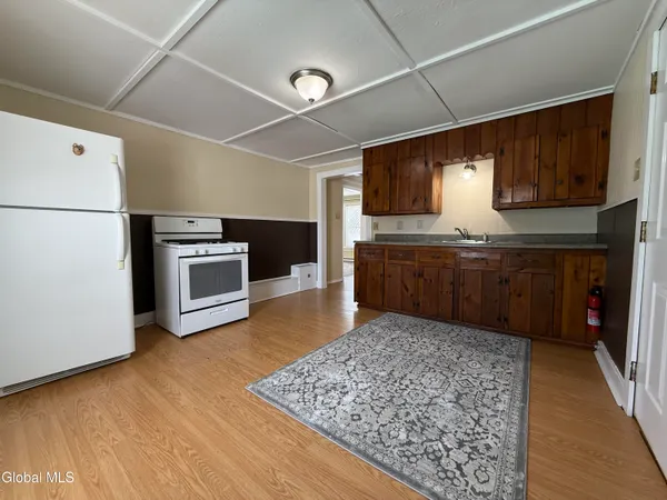 $1,500 | 30 Lexington Avenue, Unit 2, Glens Falls, NY 12801