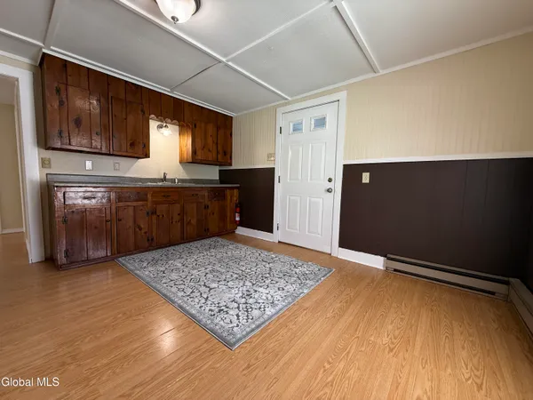 $1,500 | 30 Lexington Avenue, Unit 2, Glens Falls, NY 12801