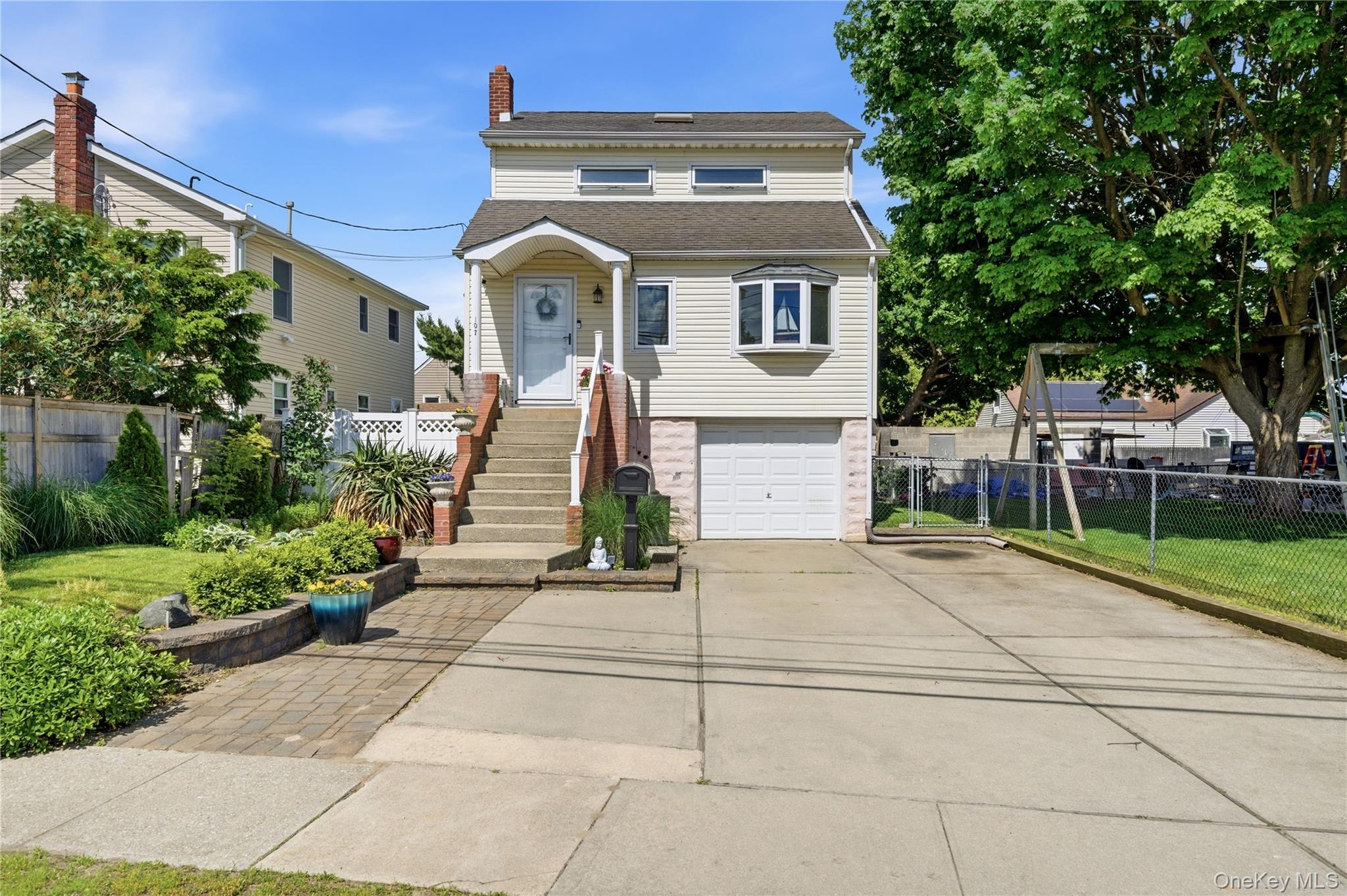 107 East Shore Road Lindenhurst, NY 11757 - Photo 1 of 36