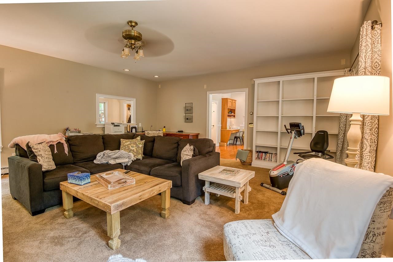 326 Forest Road Wolfeboro, NH 03894 - Photo 17 of 40 Gallery Image 17