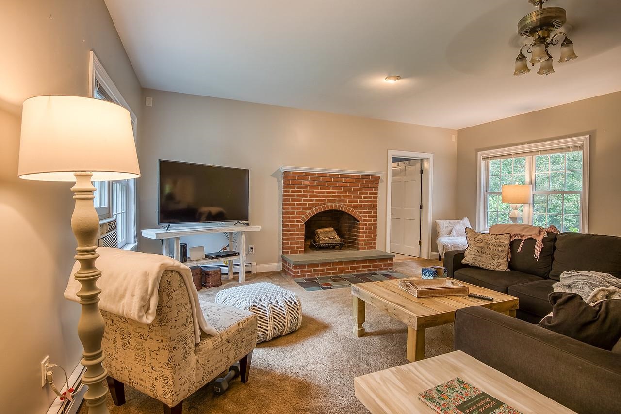 326 Forest Road Wolfeboro, NH 03894 - Photo 19 of 40 Gallery Image 19