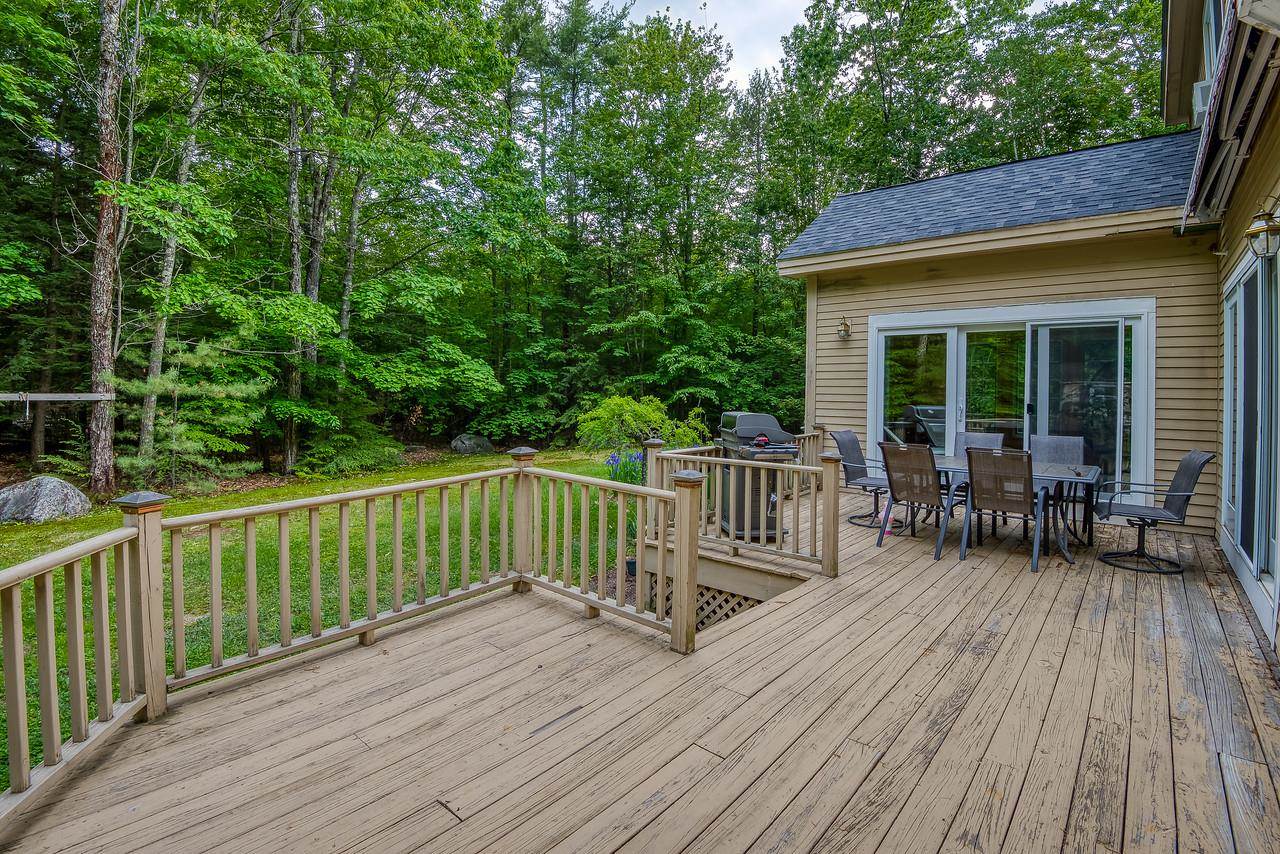 326 Forest Road Wolfeboro, NH 03894 - Photo 39 of 40 Gallery Image 39
