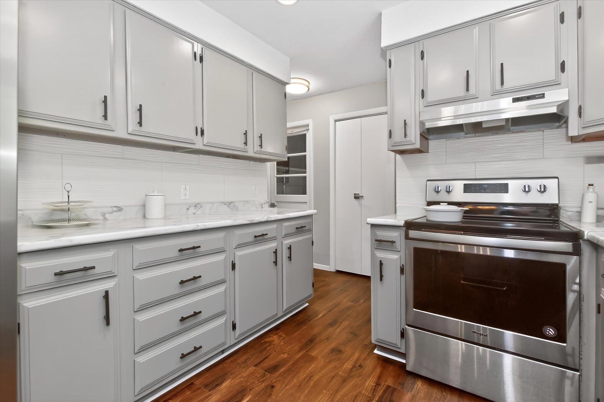 1339 West Marquette Woods Road St. Joseph, MI 49085 - Photo 13 of 36 06-11