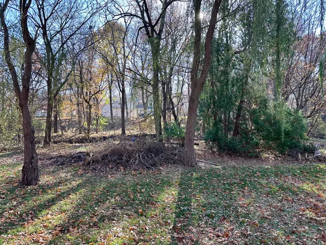 $125,000 | 3105 Woodlawn Road, Sterling, IL 61081