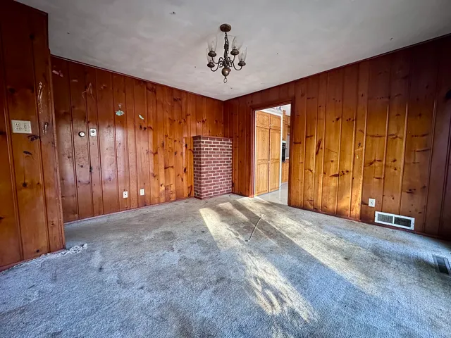 $125,000 | 3105 Woodlawn Road, Sterling, IL 61081