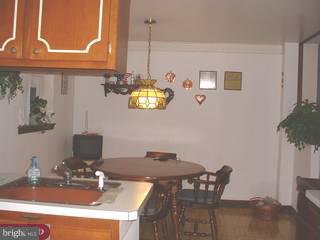 738 Susquehanna Road Philadelphia, PA 19111 - Photo 4 of 6 Gallery Image 4