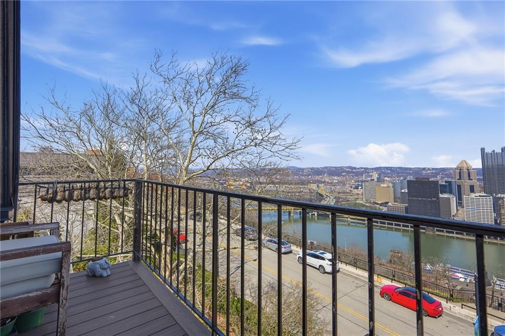 229 Grandview Avenue, Unit 3 Pittsburgh, PA 15211 - Photo 44 of 49