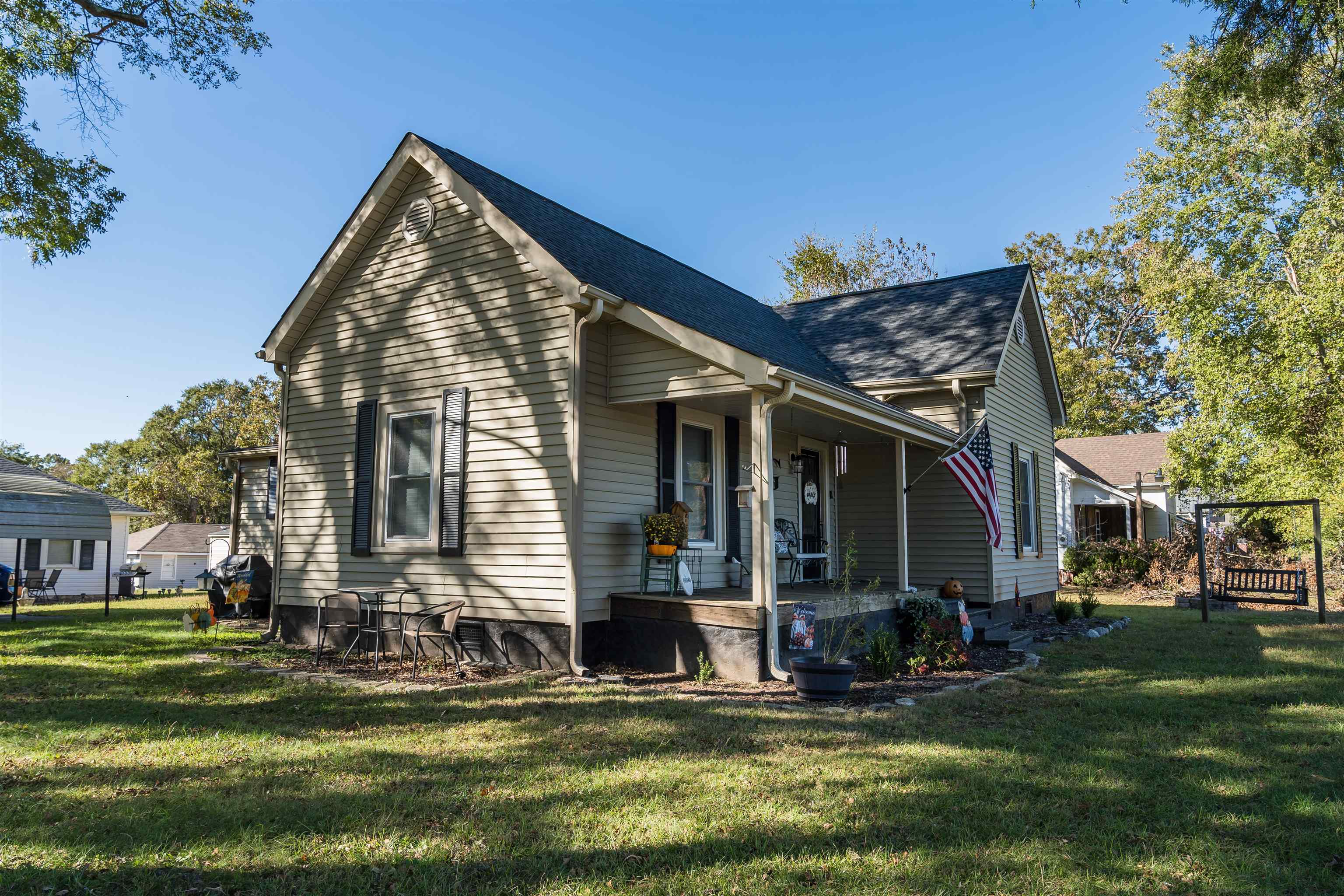 616 South Georgia Avenue Chesnee, SC 29323 - Photo 3 of 22