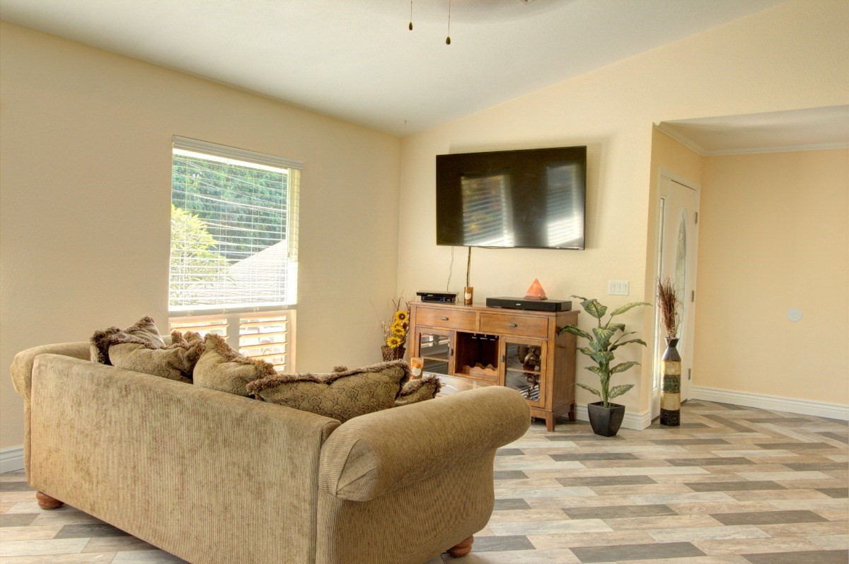 4831 A Hauaala Road Kapaa, HI 96746 - Photo 5 of 13 Gallery Image 5