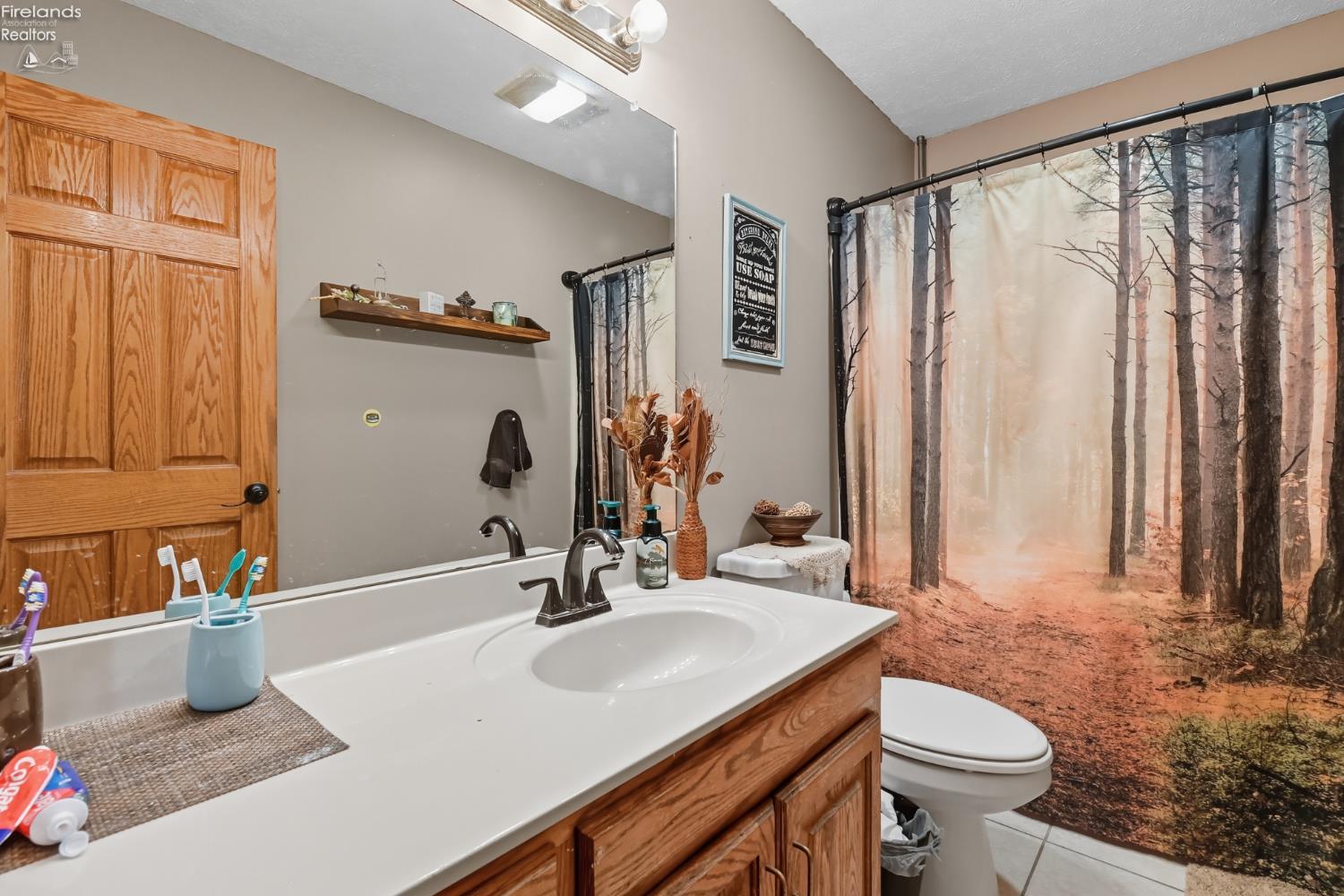 3095 Liberty Road Willard, OH 44890 - Photo 14 of 44 Gallery Image 14