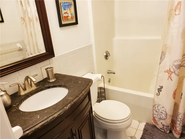 $17,500 | 4 Key Court, Newport, RI 02840