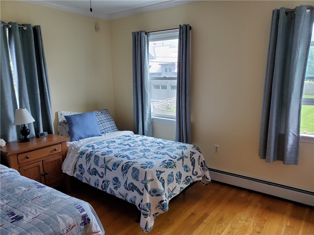 4 Key Court Newport, RI 02840 - Photo 41 of 49 3rd bedroom