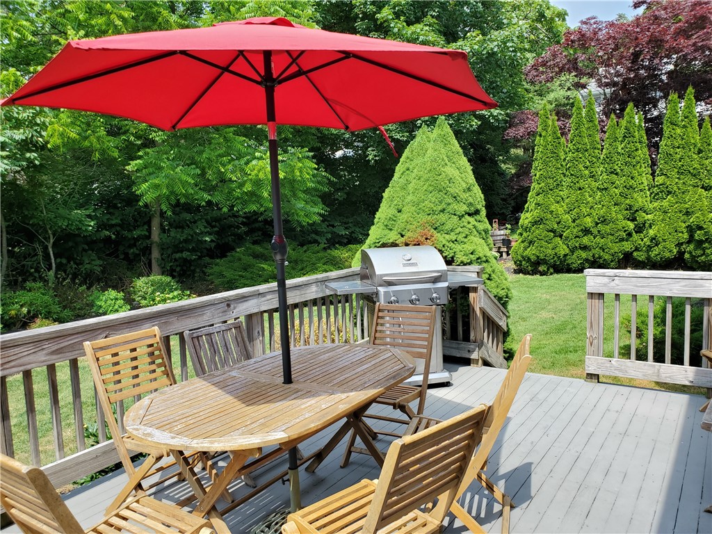 4 Key Court Newport, RI 02840 - Photo 43 of 49 Deck off kitchen & family room W/ Grill & Rear view to back yard