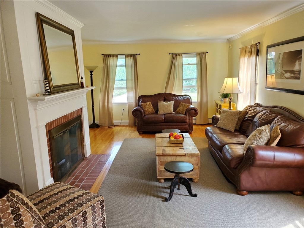 4 Key Court Newport, RI 02840 - Photo 9 of 49 Living Room View from Dining room