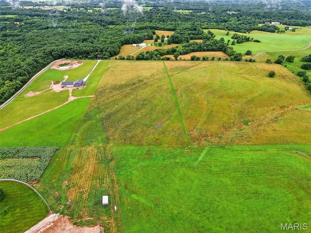 $149,995 | 10-ac Phelps Lane, Silex, MO 63377