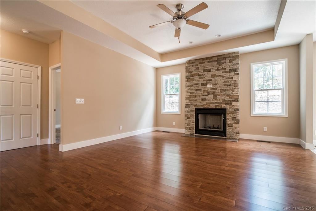 709 Enka Lake Road Candler, NC 28715 - Photo 3 of 16 Gallery Image 3