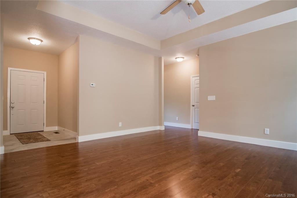 709 Enka Lake Road Candler, NC 28715 - Photo 4 of 16 Gallery Image 4