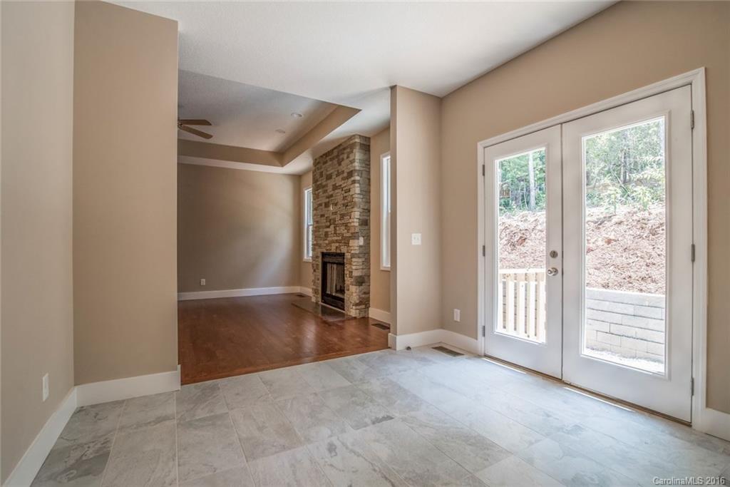709 Enka Lake Road Candler, NC 28715 - Photo 7 of 16 Gallery Image 7
