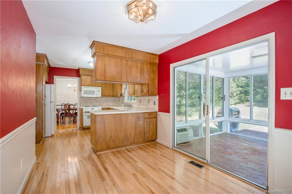 5935 Brace Road Charlotte, NC 28211 - Photo 11 of 24 Gallery Image 11