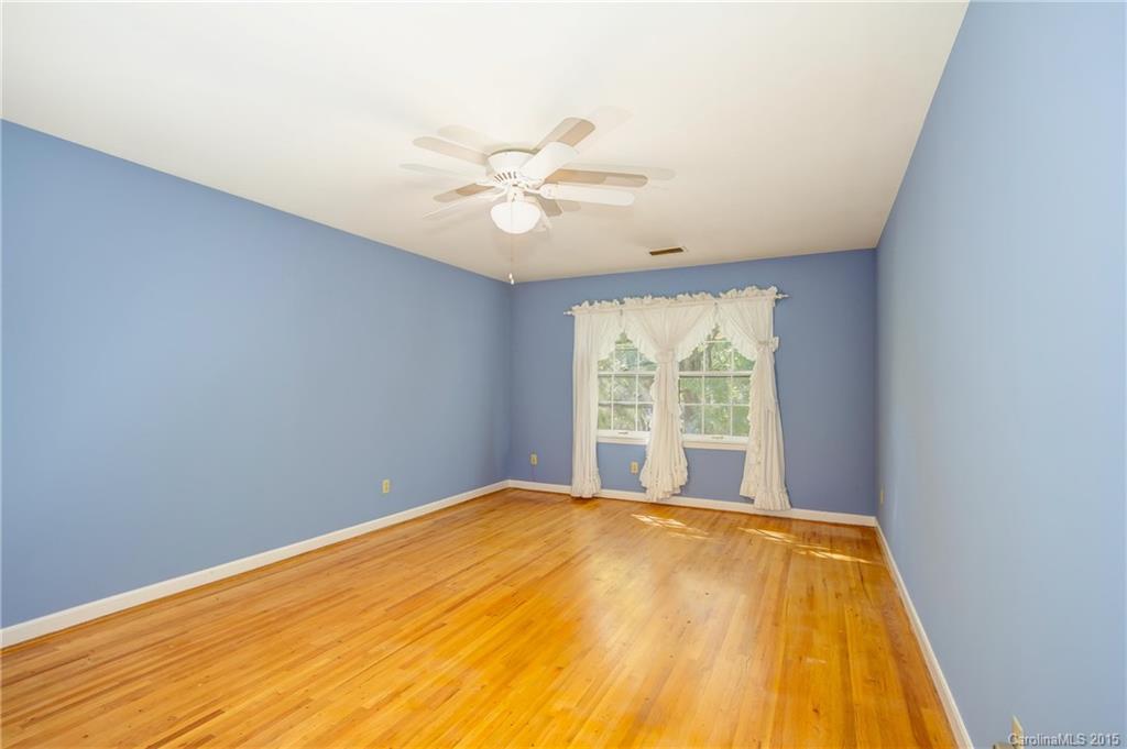 5935 Brace Road Charlotte, NC 28211 - Photo 17 of 24 Gallery Image 17