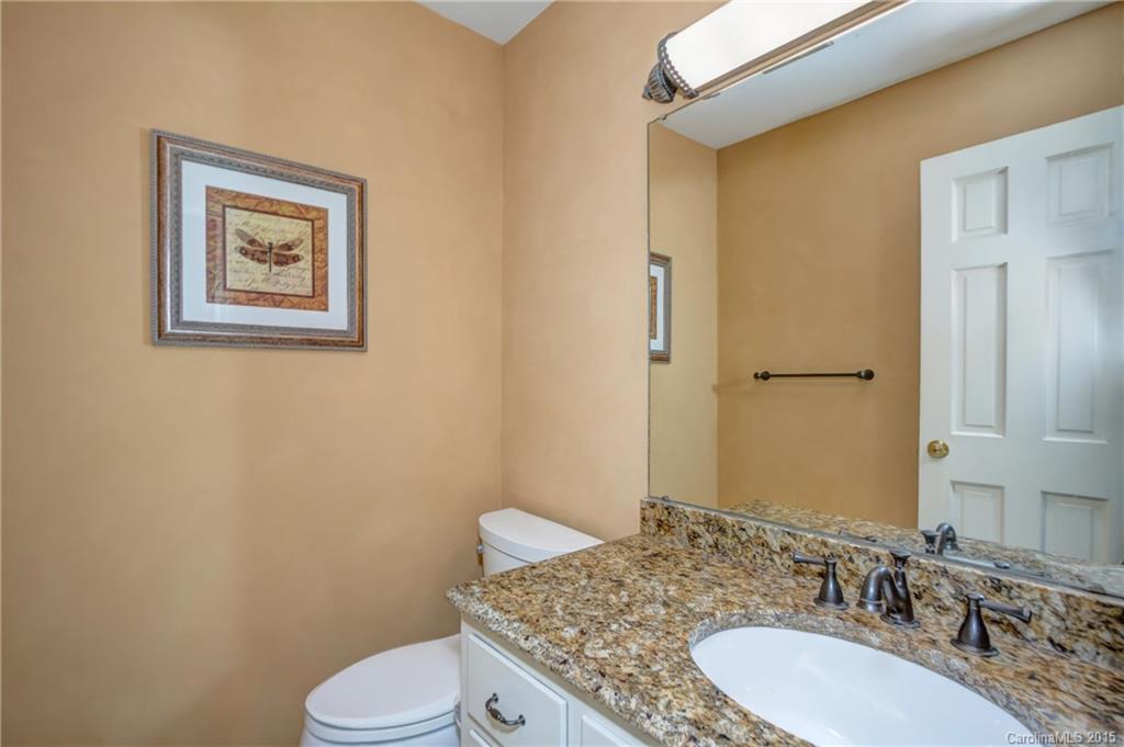 5935 Brace Road Charlotte, NC 28211 - Photo 10 of 24 Gallery Image 10
