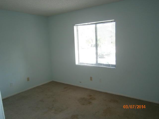 6701 Mallards Cove Road, Unit 14F Jupiter, FL 33458 - Photo 4 of 8 guest bed