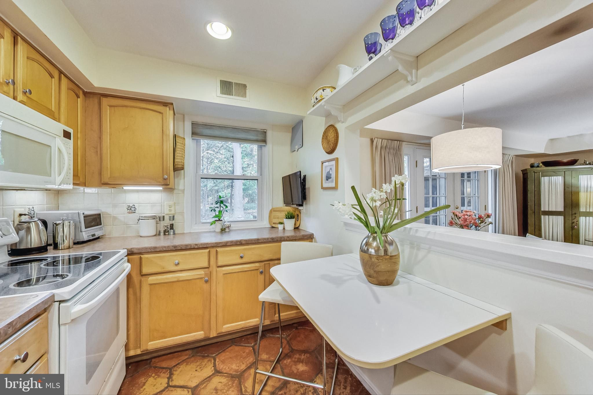 8539 Bradford Road, Unit 96 Silver Spring, MD 20901 - Photo 17 of 40