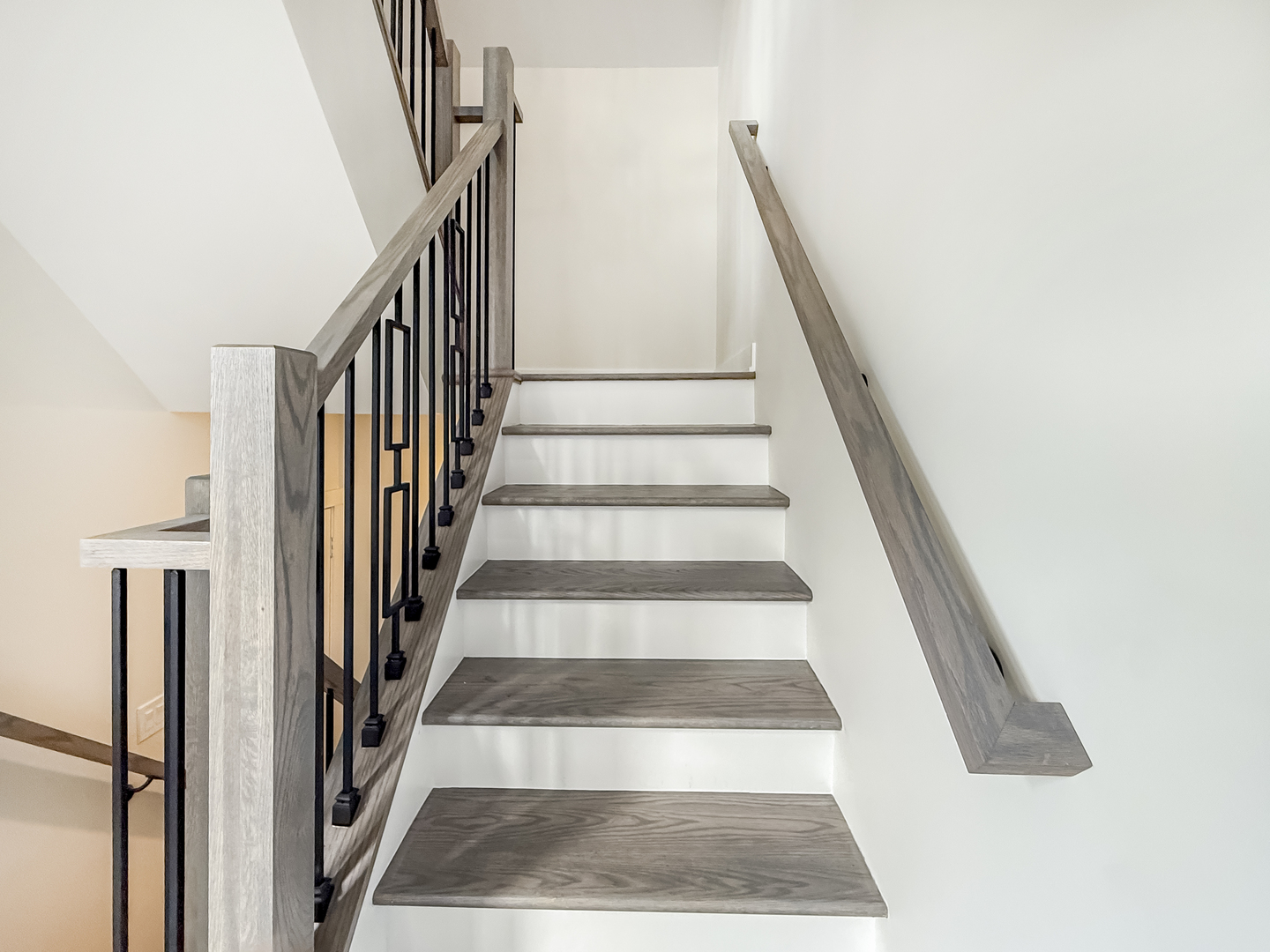 3128 Arthur Avenue Brookfield, IL 60513 - Photo 15 of 35 a view of staircase with white walls and a rug