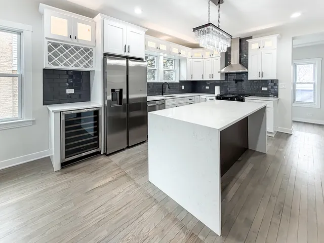 $540,000 | 3128 Arthur Avenue, Brookfield, IL 60513